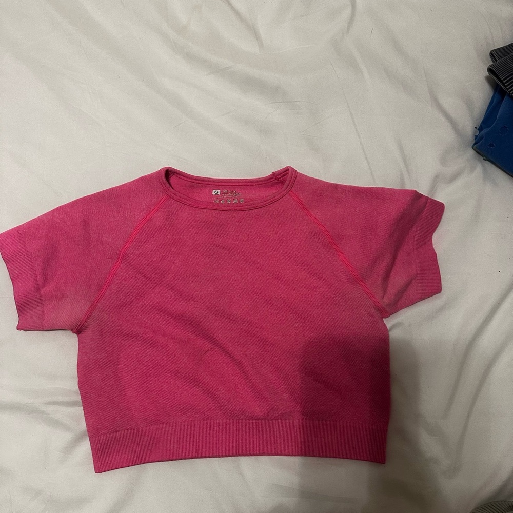 Amazon workout top